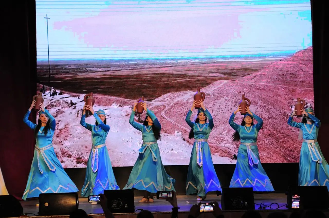 В Ейском районе дали старт Году единства народов России В Ейском районе дали старт Году единства народов России