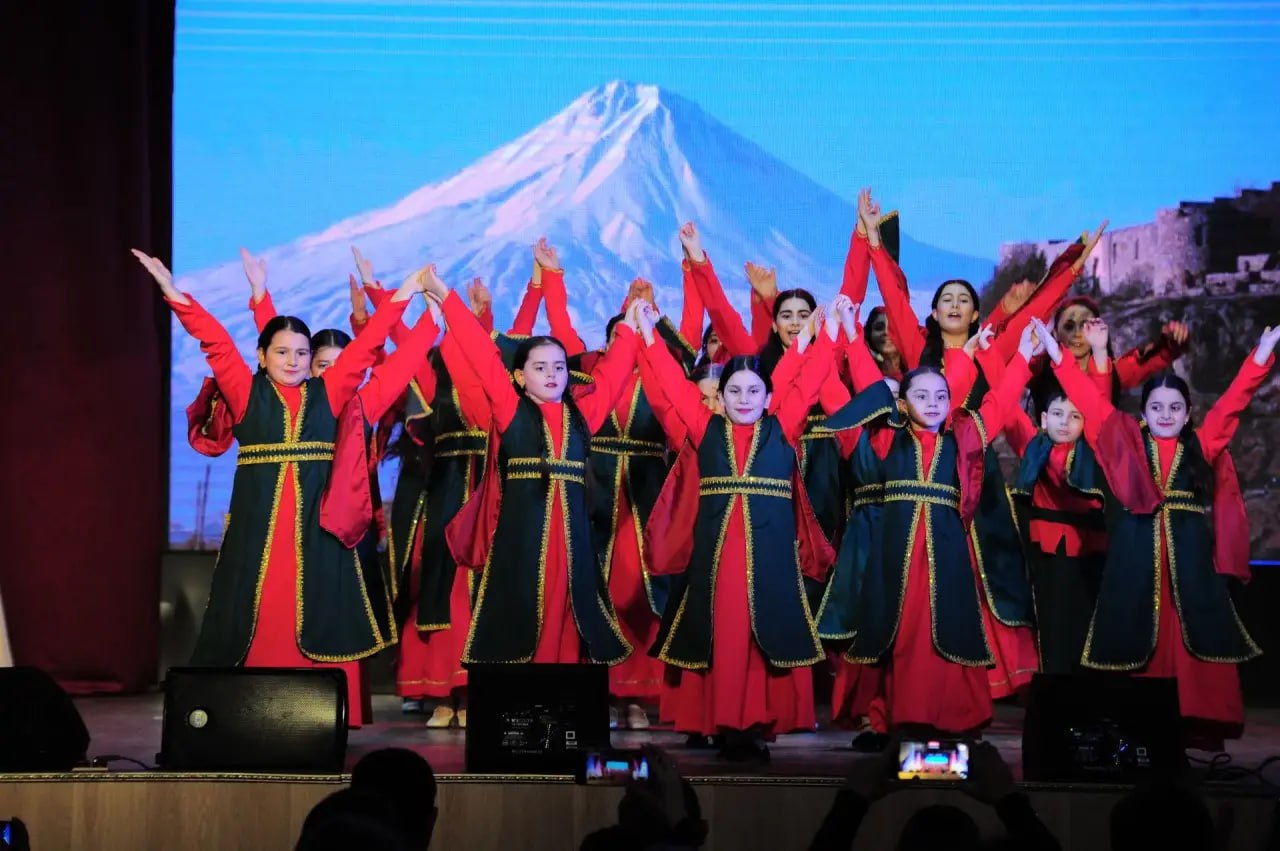 В Ейском районе дали старт Году единства народов России В Ейском районе дали старт Году единства народов России