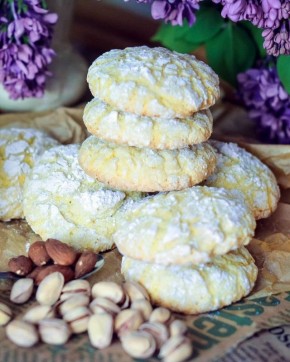 Итальянские амаретти: Изумительное печенье с миндалем и фисташками