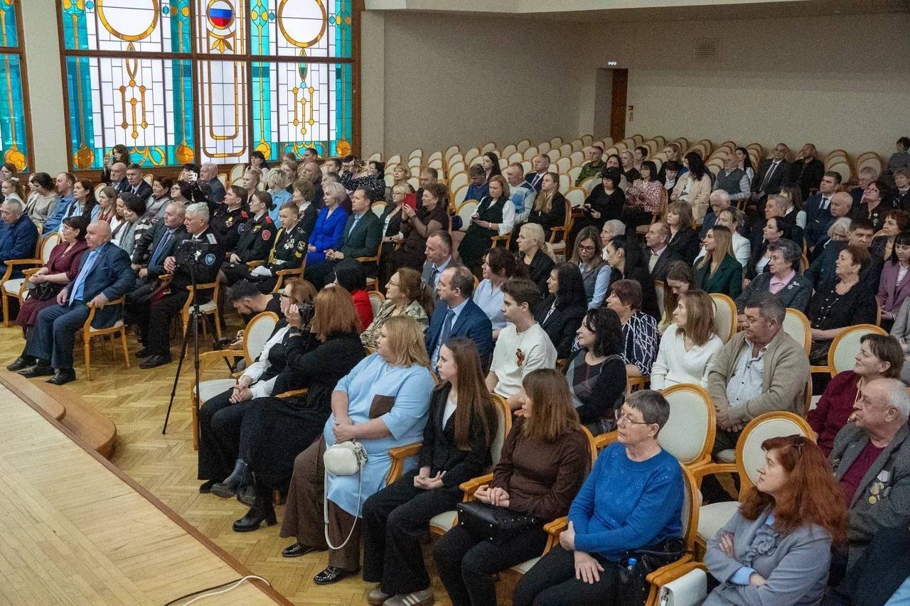 В Краснодаре наградили активистов поисково-просветительской экспедиции ветеранов и молодежи «Боевые династии Кубани» В Краснодаре наградили активистов поисково-просветительской экспедиции ветеранов и молодежи «Боевые династии Кубани»