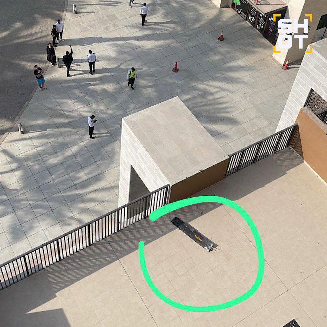 Иранский БПЛА влетел в многоэтажку в Дубае и не разорвался - у беспилотника не сработал взрыватель Иранский БПЛА влетел в многоэтажку в Дубае и не разорвался - у беспилотника не сработал взрыватель