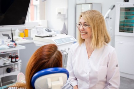 Что не стоит делать с зубами: советы стоматологов