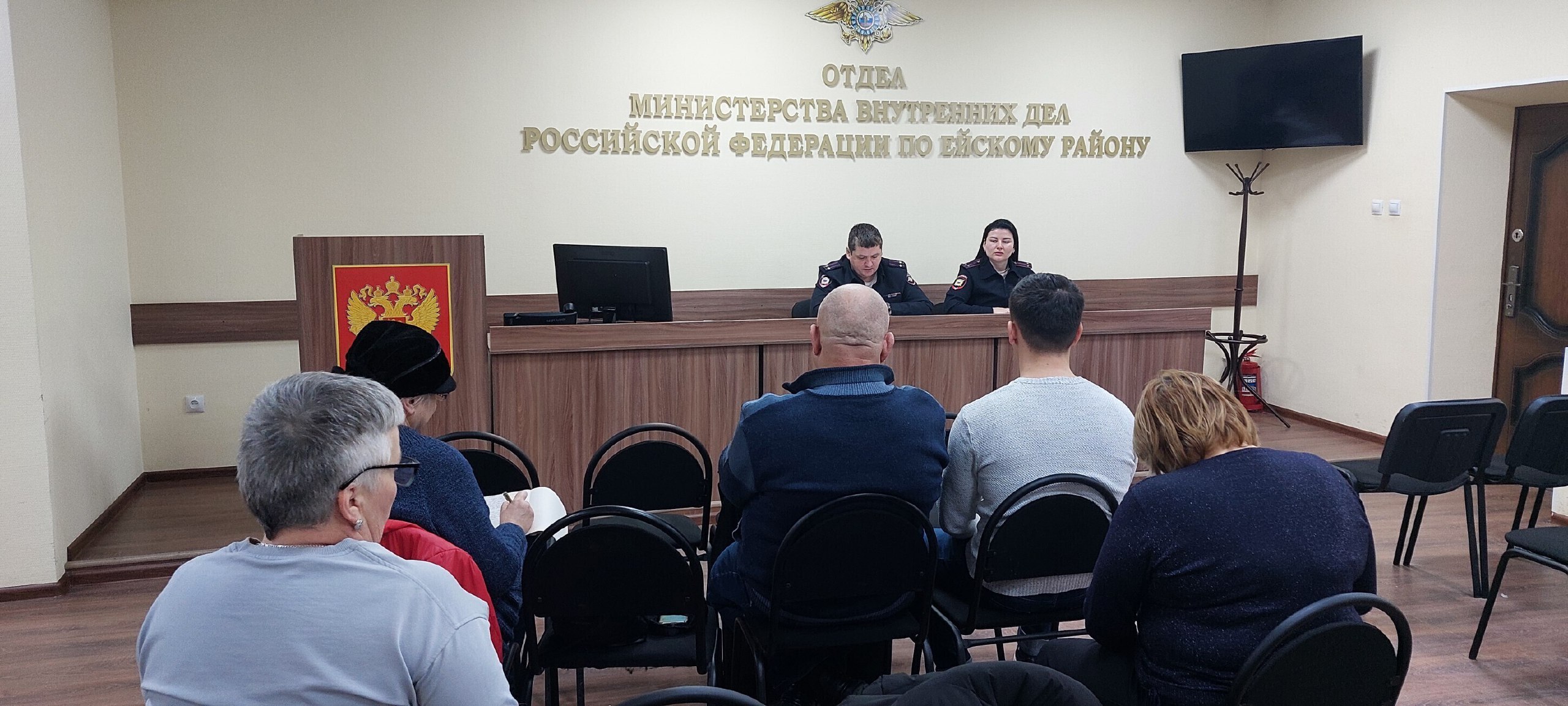 Сотрудники полиции встретились с журналистами районных средств массовой информации Сотрудники полиции встретились с журналистами районных средств массовой информации