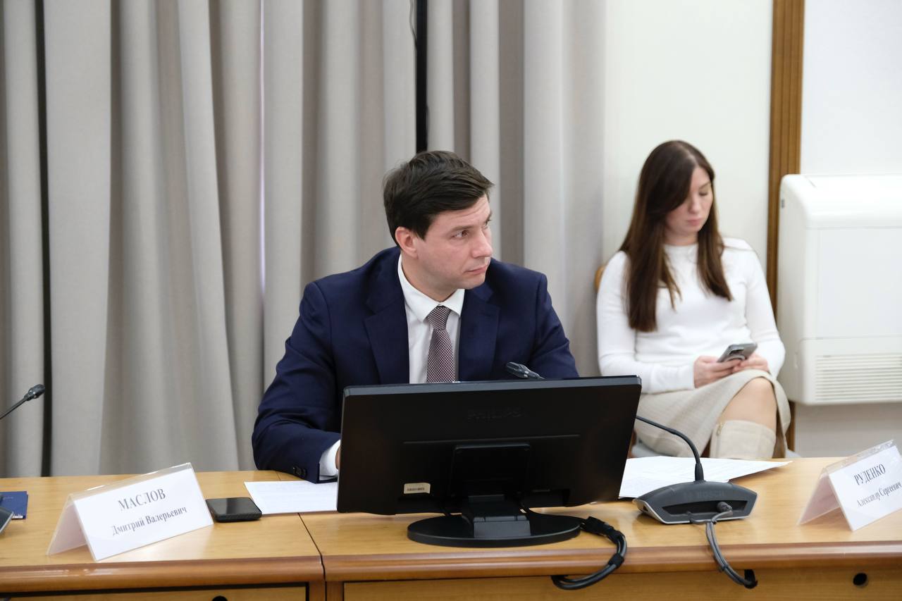 Вениамин Кондратьев: На ежемесячном планерном совещании помимо социально-экономических вопросов детально обсудили организацию школьного питания Вениамин Кондратьев: На ежемесячном планерном совещании помимо социально-экономических вопросов детально обсудили организацию школьного питания