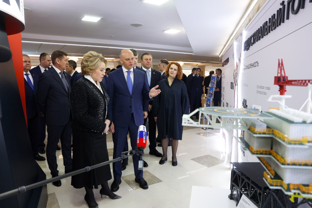 Председатель Совета Федерации Валентина Матвиенко провела встречу с руководством Калининградской области Председатель Совета Федерации Валентина Матвиенко провела встречу с руководством Калининградской области