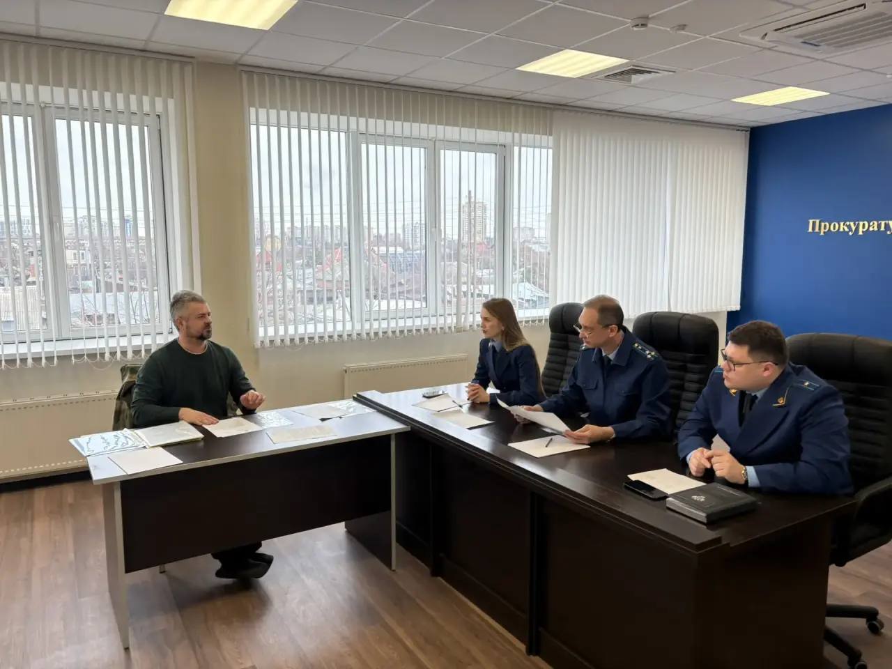 Прокуратурой Центрального административного округа г. Краснодара проведен прием участников СВО и членов их семей