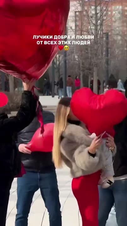 Человек с вооот таким сердцем