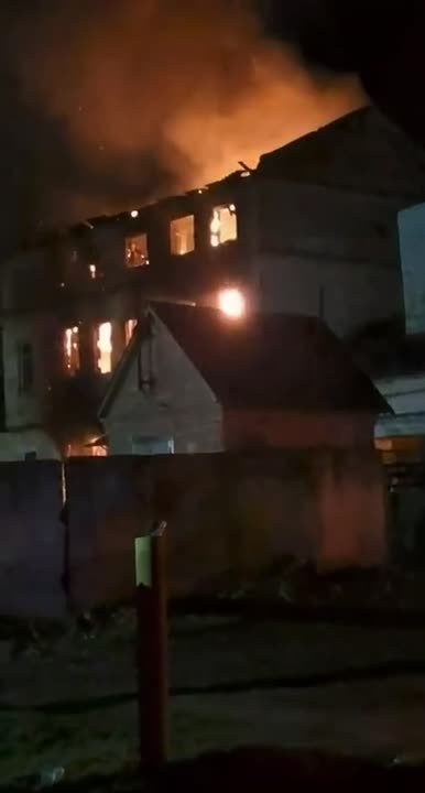 В Тихорецком районе ночью произошёл пожар на маслозаводе