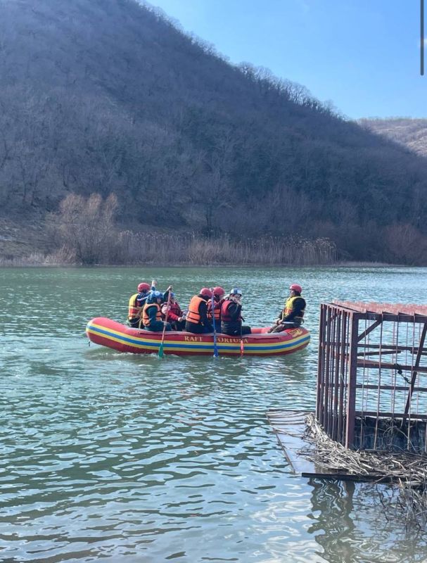 В Новороссийском районном казачьем обществе начали подготовку юных казаков к первенству Краснодарского края по рафтингу