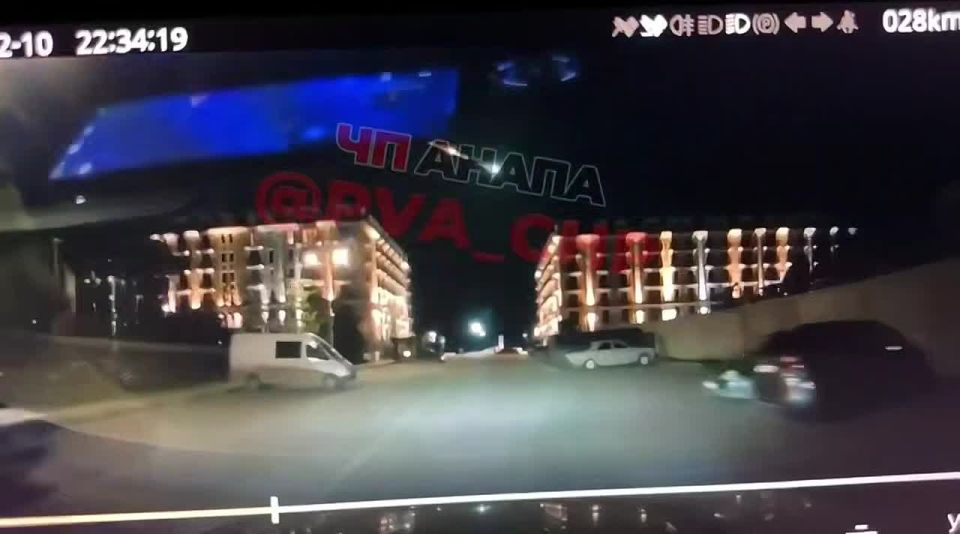 Он пролетел. Яркий и светящийся