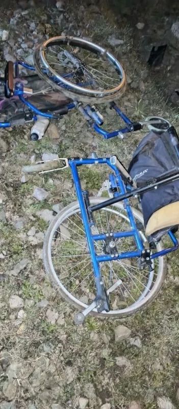 Поезд сбил пенсионера на инвалидной коляске