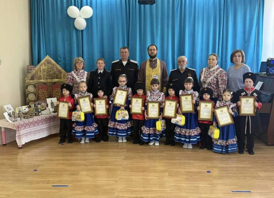 В станице Раевской наградили победителей конкурса «Казак – защитник Родины»