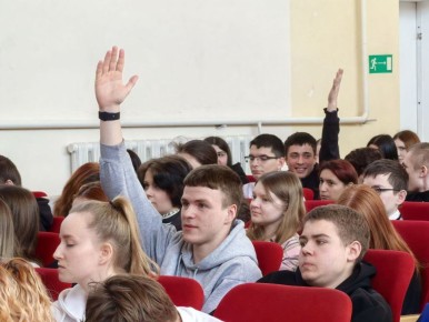 День молодого избирателя: студенты ЕПК узнали всё о выборах