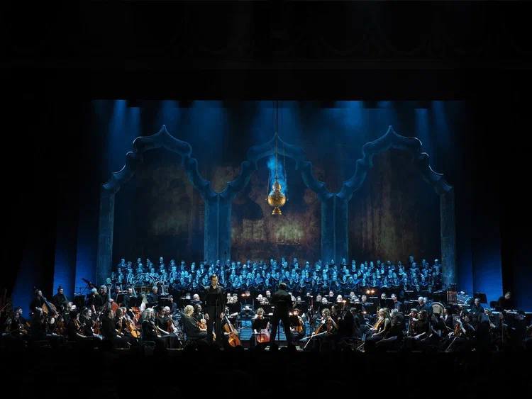 Премьера масштабного авторского проекта Вячеслава Стародубцева «Вехи земли Русской» с размахом состоялась в НОВАТе Премьера масштабного авторского проекта Вячеслава Стародубцева «Вехи земли Русской» с размахом состоялась в НОВАТе