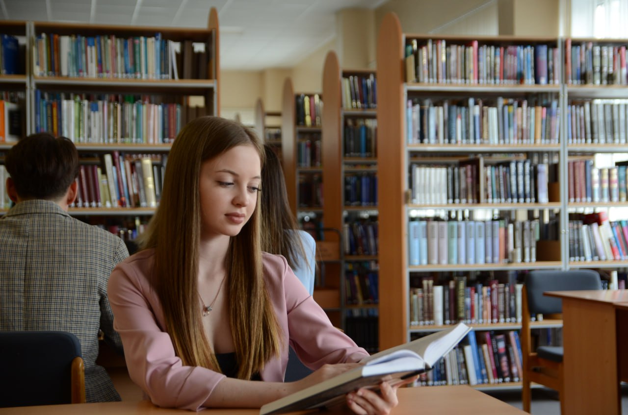 1 Назван топ-100 самых читающих вузов