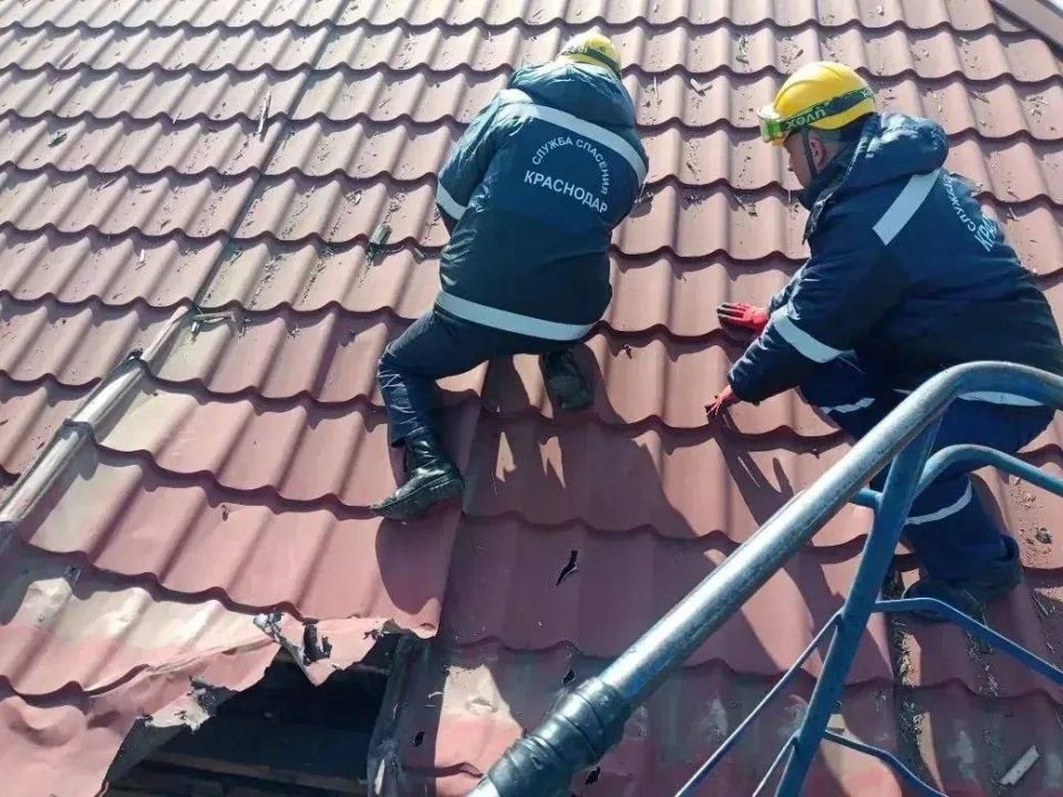 11 квартир в четырех домах пострадали после ночной атаки беспилотников на Краснодар