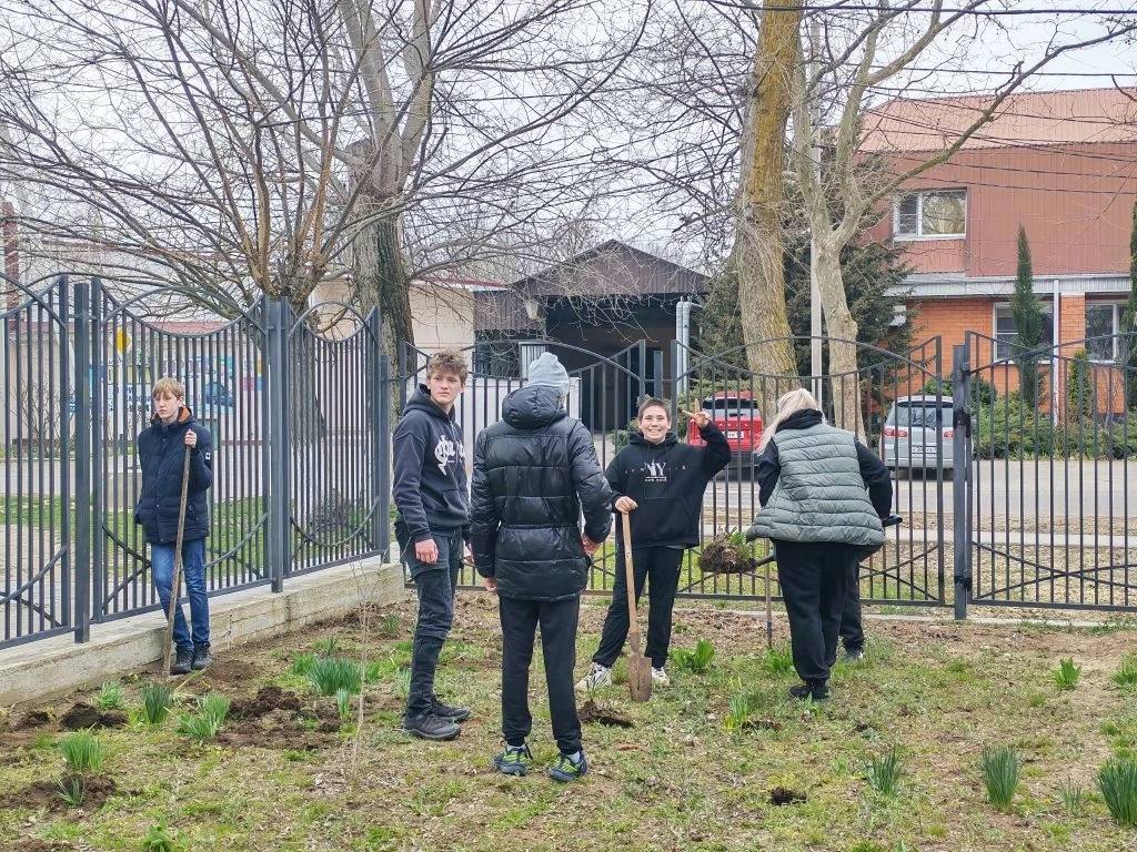 Светлана Маслова: Сегодня в общегородском субботнике приняли участие более 5 тысяч человек Светлана Маслова: Сегодня в общегородском субботнике приняли участие более 5 тысяч человек