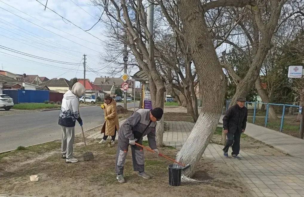 К общегородскому субботнику присоединились порядка 150 учреждений образования и культуры К общегородскому субботнику присоединились порядка 150 учреждений образования и культуры