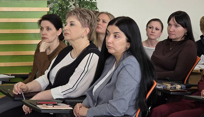 В Краснодаре провели обучение по поддержке малого и среднего бизнеса