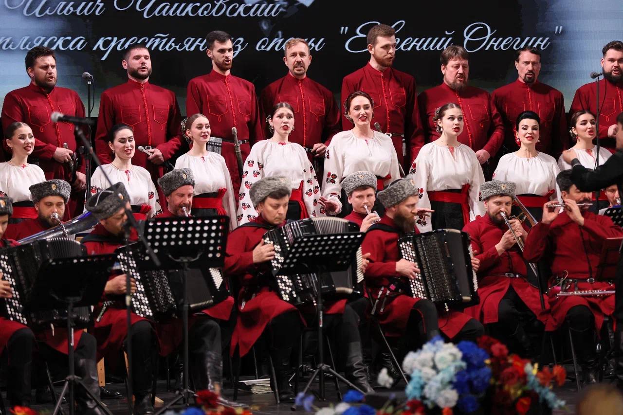 Вениамин Кондратьев поздравил Виктора Захарченко с 88-летием Вениамин Кондратьев поздравил Виктора Захарченко с 88-летием