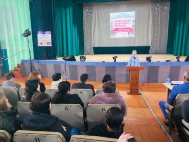 Сотрудники Госавтоинспекции Кавказского района приняли участие в сходе граждан в Казанском сельском поселении