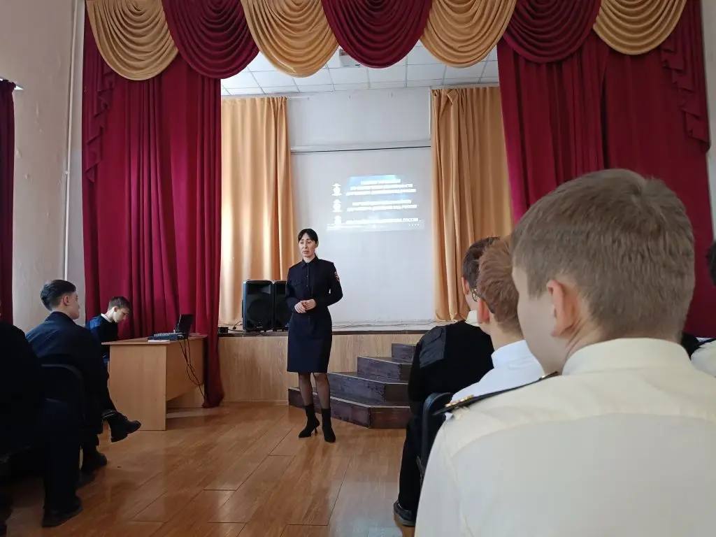 Профилактическое мероприятие «На мототранспорте по правилам» состоялось в Морской кадетской школе № 16 г. Новороссийска Профилактическое мероприятие «На мототранспорте по правилам» состоялось в Морской кадетской школе № 16 г. Новороссийска