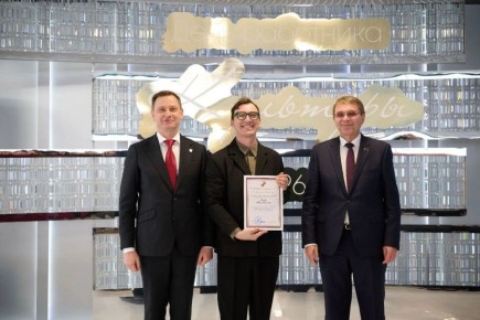 Глава Сочи Андрей Прошунин поздравил работников отрасли культуры с профессиональным праздником