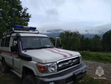 Ушла в астрал, но забыла предупредить МЧС: в Сочи 12 часов искали любительницу лесных медитаций