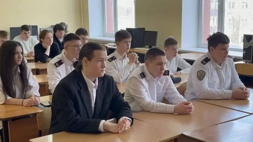 Военные следователи СК России провели профилактические занятия с учащимися