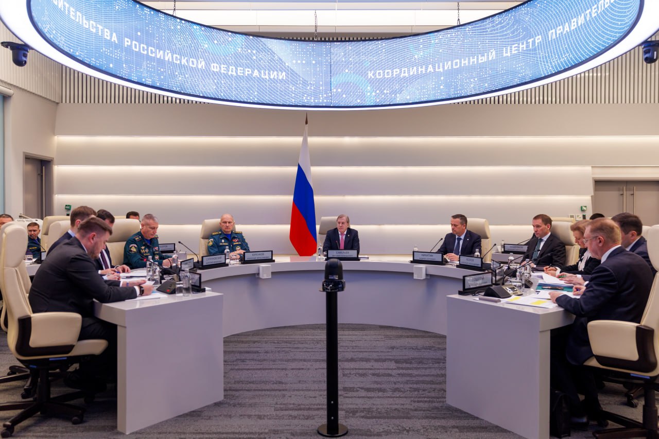 Виталий Савельев: Восстановление пострадавших от разлива мазута пляжей необходимо завершить к 1 июня Виталий Савельев: Восстановление пострадавших от разлива мазута пляжей необходимо завершить к 1 июня