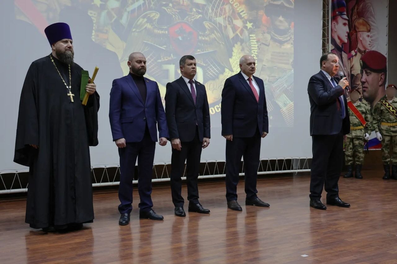 ГЛАВА АРМАВИРА ПОЗДРАВИЛ РОСГВАРДЕЙЦЕВ С 10-ЛЕТИЕМ СО ДНЯ ОБРАЗОВАНИЯ СЛУЖБЫ