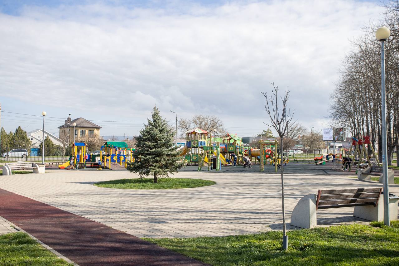 Светлана Маслова посетила соцобъекты Анапского сельского округа Светлана Маслова посетила соцобъекты Анапского сельского округа