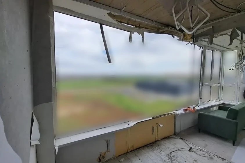 От падения БПЛА в Краснодаре пострадало 9 квартир От падения БПЛА в Краснодаре пострадало 9 квартир