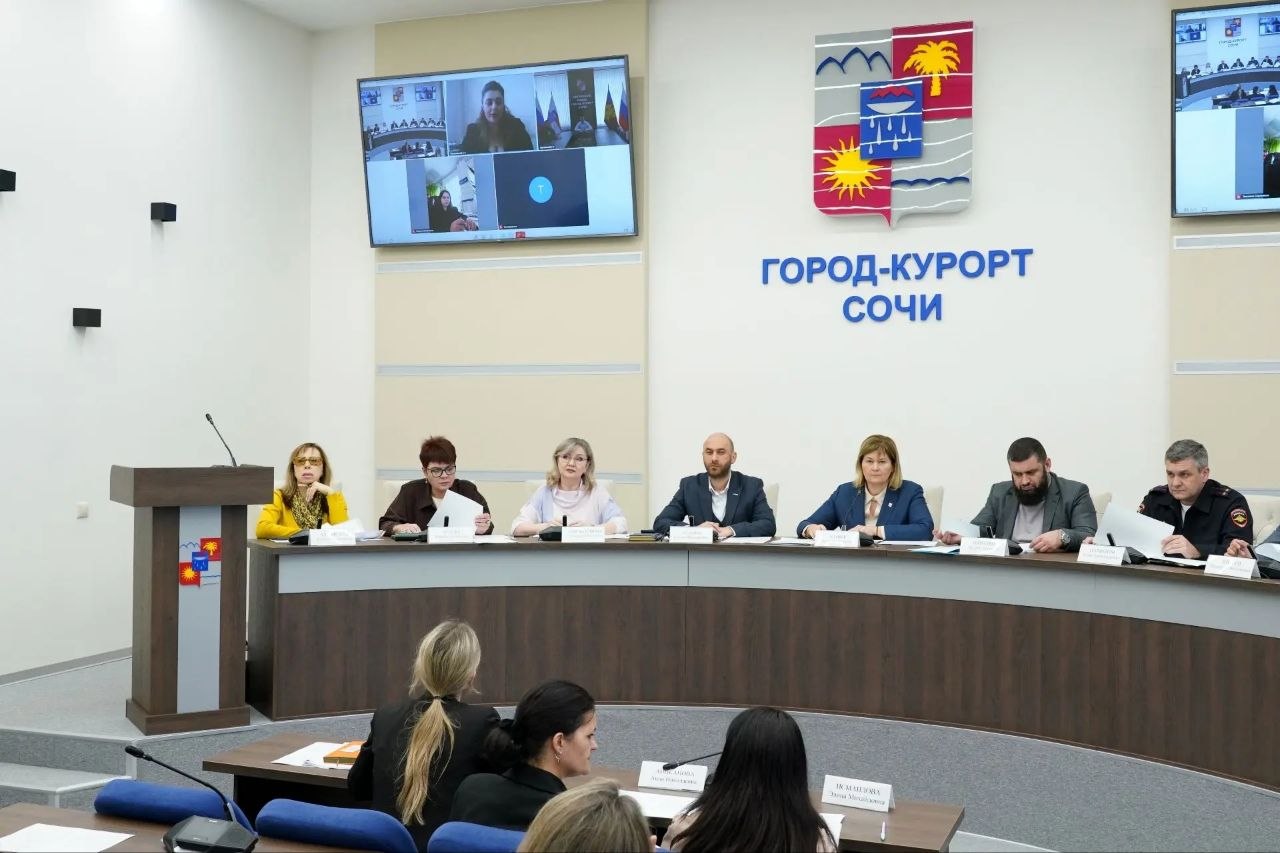 В Сочи 17 работодателей получили рекомендации по устранению нелегальных трудовых отношений