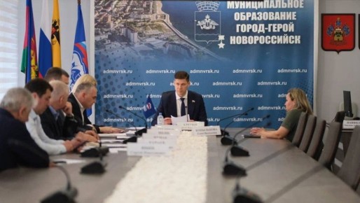 От слов к делу. Депутат Госдумы Сергей Алтухов встретился с жителями Новороссийска и помог сдвинуть с места две самые острые проблемы