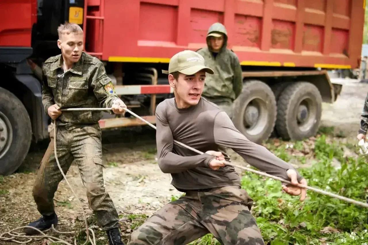 В Краснодаре проходит отборочный этап военно-патриотической игры «Зарница 2.0» В Краснодаре проходит отборочный этап военно-патриотической игры «Зарница 2.0»