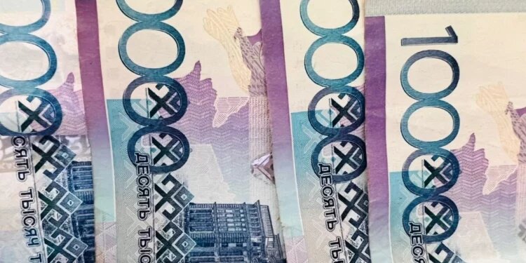 Минтруд РК опровергает слухи о 20% удержания из пенсий