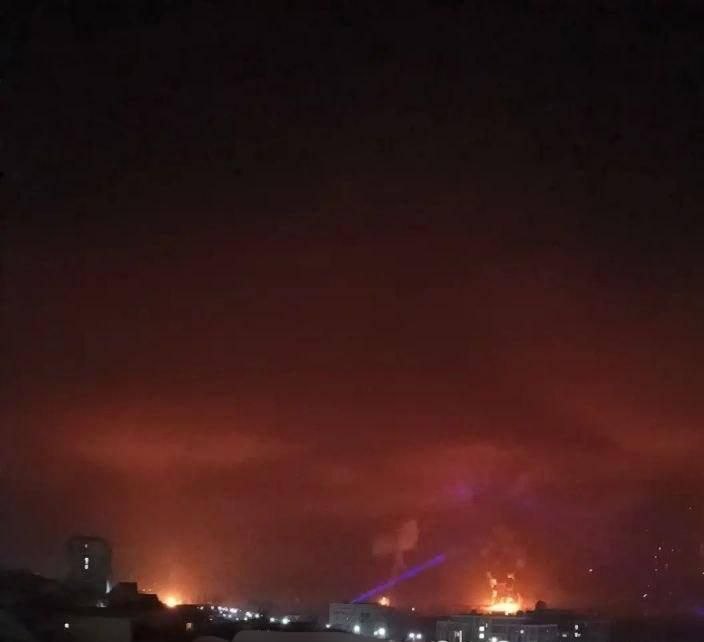 ВСУ атакуют порт Новороссийска, горит нефтеналивной терминал ВСУ атакуют порт Новороссийска, горит нефтеналивной терминал