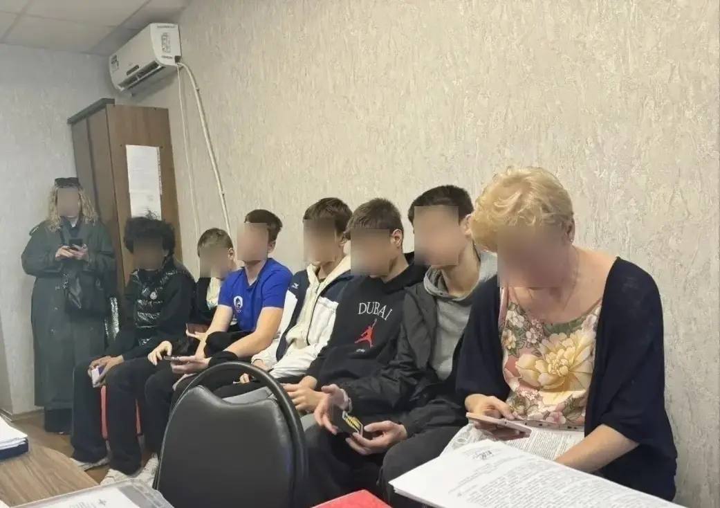 В Краснодаре возбудили уголовное дело после скандала у мемориала «Вечный огонь»