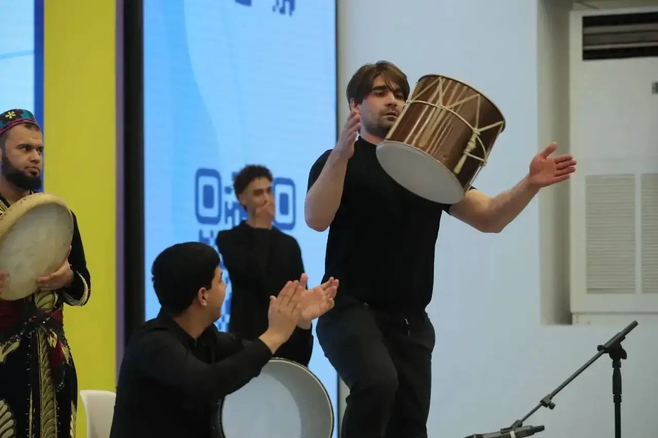 В Краснодаре прошёл фестиваль-форум «ЭТНОмолодость — Краснодар!» В Краснодаре прошёл фестиваль-форум «ЭТНОмолодость — Краснодар!»