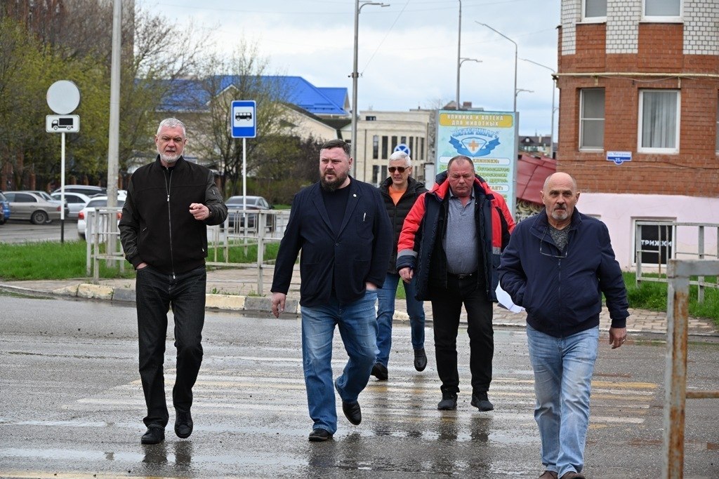 В Ейске продолжат капитально ремонтировать улицу Мичурина В Ейске продолжат капитально ремонтировать улицу Мичурина