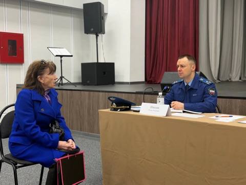 Прокурором Темрюкского района осуществлен выездной прием граждан в п. Светлый Путь Ленина на базе Дома культуры Прокурором Темрюкского района осуществлен выездной прием граждан в п. Светлый Путь Ленина на базе Дома культуры