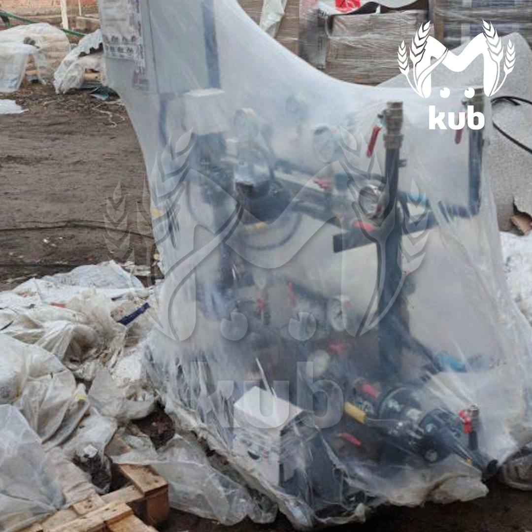 Недоремонт школы за 121 миллион в станице Крыловской, где батареи висят под потолком, принимал замглавы района Недоремонт школы за 121 миллион в станице Крыловской, где батареи висят под потолком, принимал замглавы района