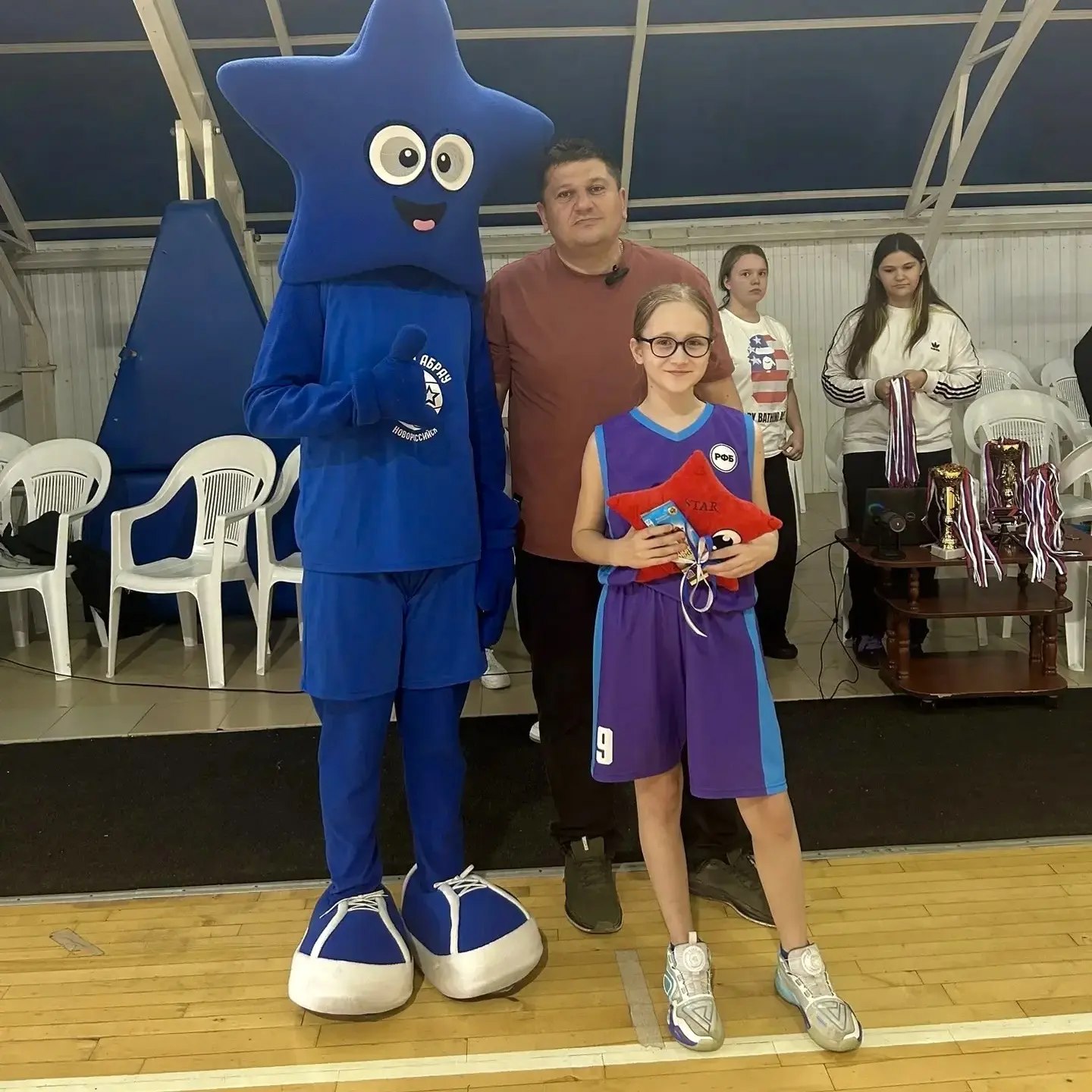 С 4 по 7 апреля в Абрау-Дюрсо проходил финальный этап Детской лиги «Южная Звезда» по баскетболу С 4 по 7 апреля в Абрау-Дюрсо проходил финальный этап Детской лиги «Южная Звезда» по баскетболу