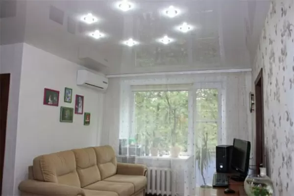 Натяжные потолки в хрущевках: стоит ли рисковать?