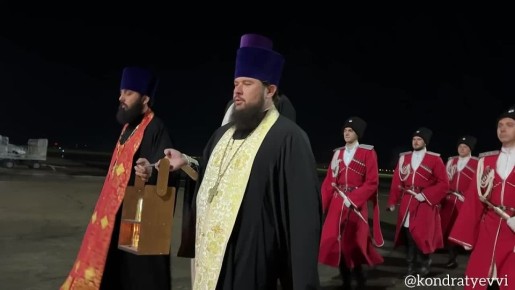 Вениамин Кондратьев: На Кубань прибыл благодатный огонь! Теперь частички священного пламени отправятся во все храмы и церкви края для проведения пасхальных богослужений