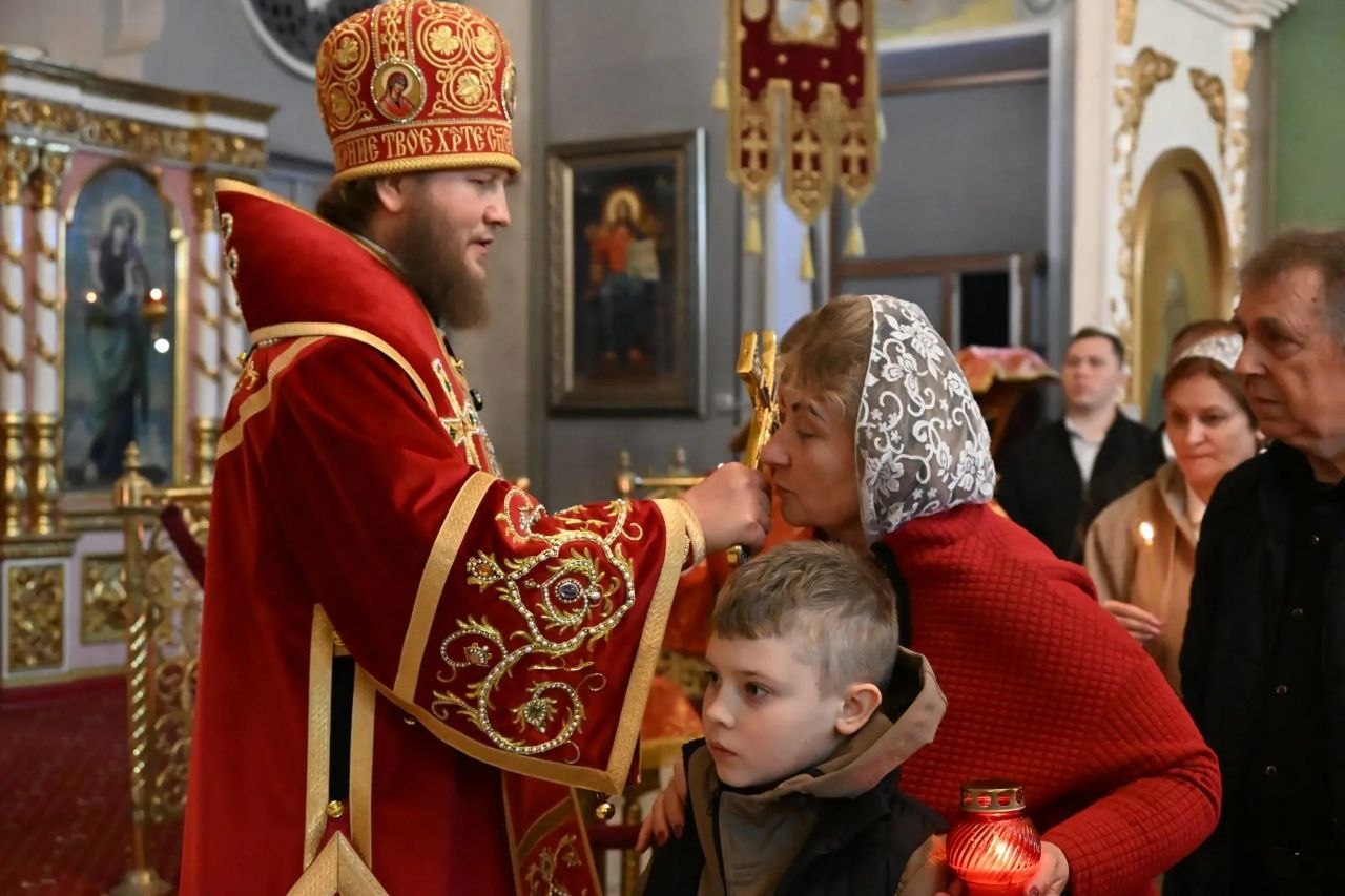 Пасха Христова в кафедральном соборе святителя Николая Чудотворца города Ейска Пасха Христова в кафедральном соборе святителя Николая Чудотворца города Ейска