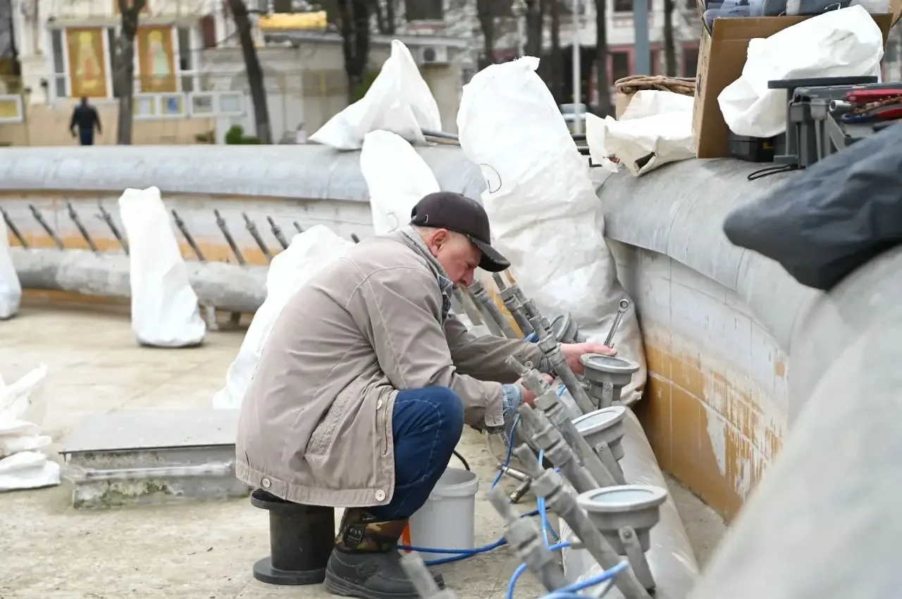 Глава Краснодара Евгений Наумов провёл расширенное аппаратное совещание Глава Краснодара Евгений Наумов провёл расширенное аппаратное совещание