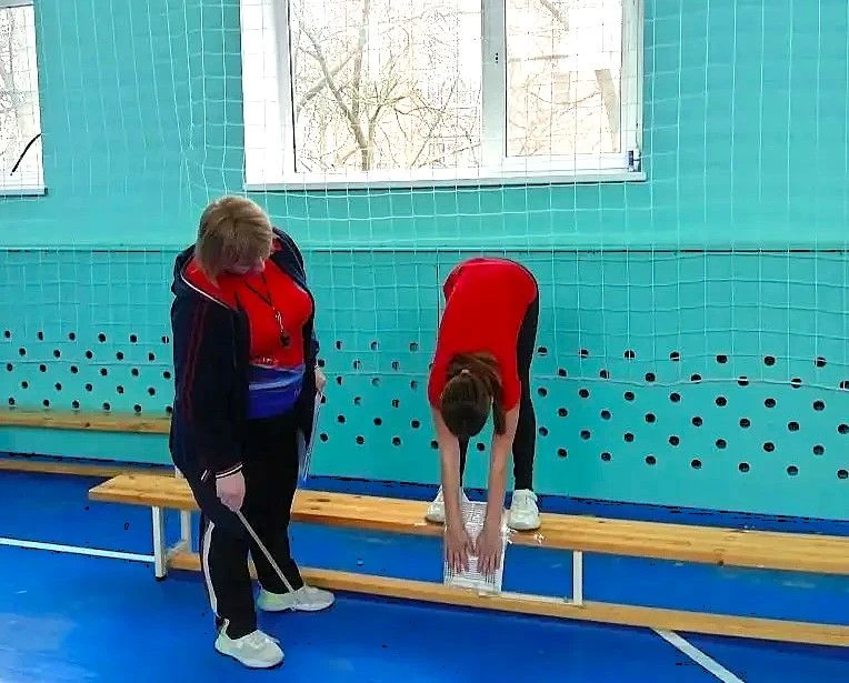 Учащиеся лицея №4 города Ейска присоединились к выполнению нормативов комплекса ГТО Учащиеся лицея №4 города Ейска присоединились к выполнению нормативов комплекса ГТО