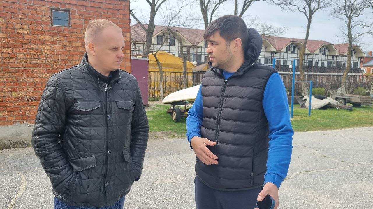 Сегодня посетил базу отделения парусного спорта на Ейской косе, где тренируются наши юные спортсмены, представившие нашу страну на первенстве мира Сегодня посетил базу отделения парусного спорта на Ейской косе, где тренируются наши юные спортсмены, представившие нашу страну на первенстве мира